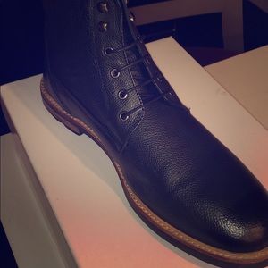 Brand NEW Ben Sherman Plain toe men’s boots.